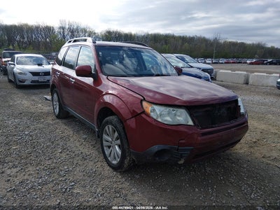 SUBARU FORESTER 2012