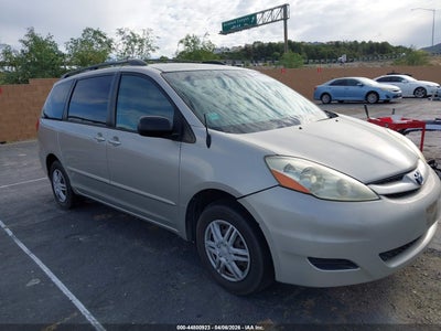 TOYOTA SIENNA 2006