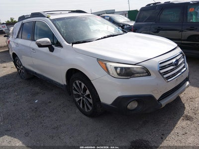 SUBARU OUTBACK 2015
