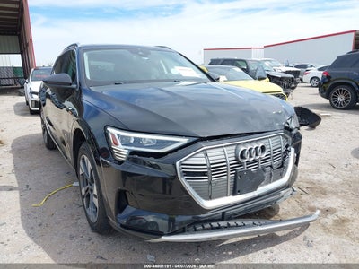 AUDI E-TRON 2021