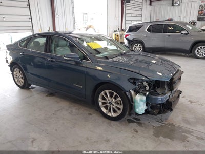 FORD FUSION HYBRID 2019