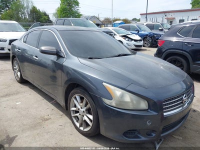 NISSAN MAXIMA 2011
