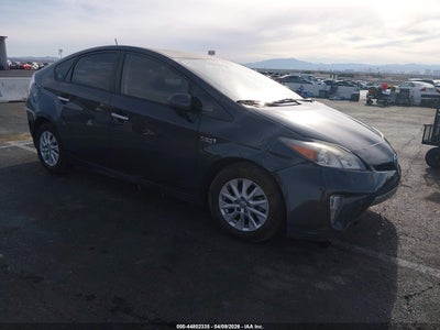 TOYOTA PRIUS PLUG-IN 2014