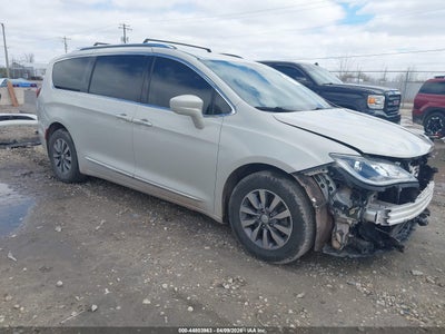 CHRYSLER PACIFICA 2020