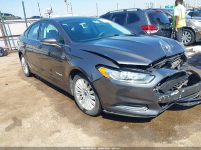 FORD FUSION HYBRID 2016