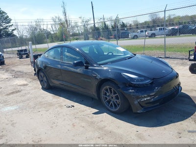 TESLA MODEL 3 2021