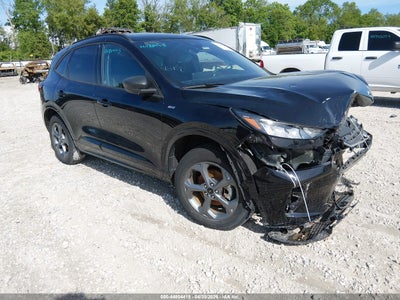 FORD ESCAPE 2023