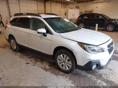 SUBARU OUTBACK 2019