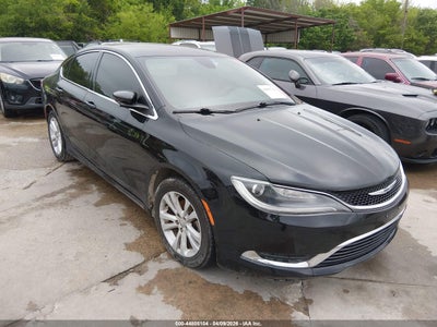 CHRYSLER 200 2015