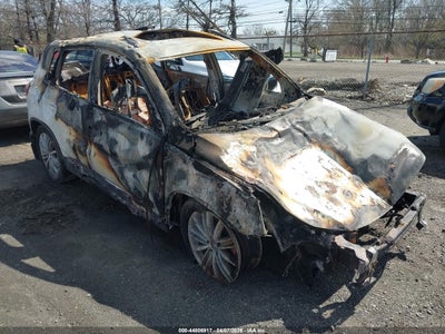 VOLKSWAGEN TIGUAN 2011