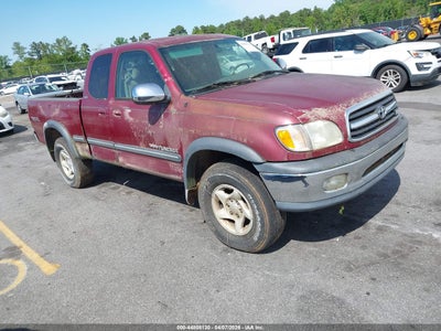 TOYOTA TUNDRA 2002