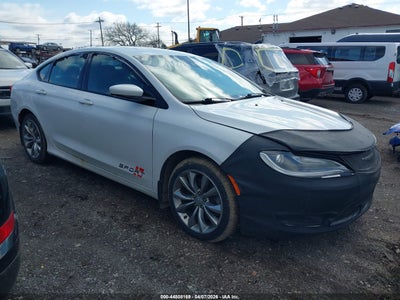 CHRYSLER 200 2015