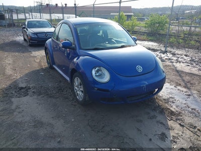 VOLKSWAGEN NEW BEETLE 2008