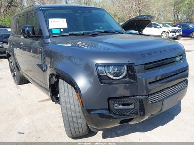 LAND ROVER DEFENDER 2024