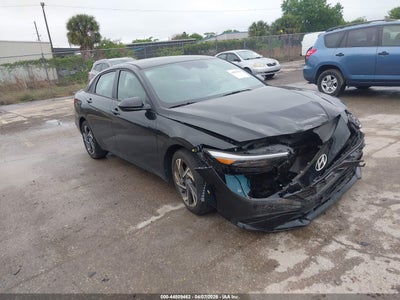 HYUNDAI ELANTRA SE 2025