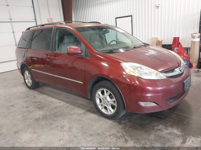 TOYOTA SIENNA 2006