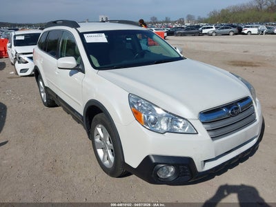 SUBARU OUTBACK 2014