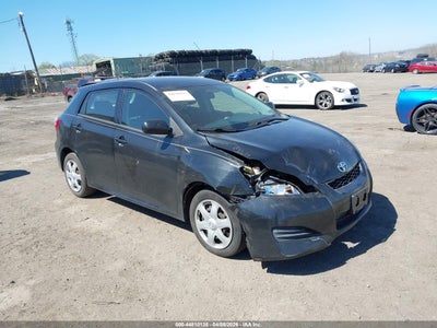 TOYOTA MATRIX 2010