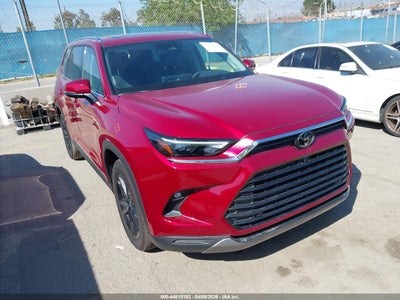 TOYOTA GRAND HIGHLANDER 2025