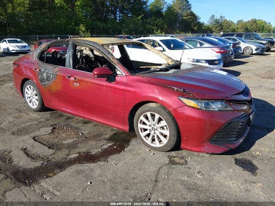 TOYOTA CAMRY 2019