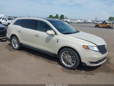 LINCOLN MKT 2014