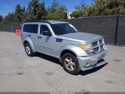DODGE NITRO 2011