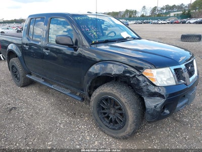 NISSAN FRONTIER 2016