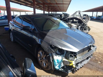 FORD FUSION HYBRID 2019
