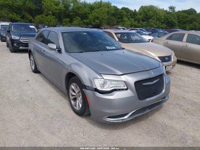 CHRYSLER 300 2015