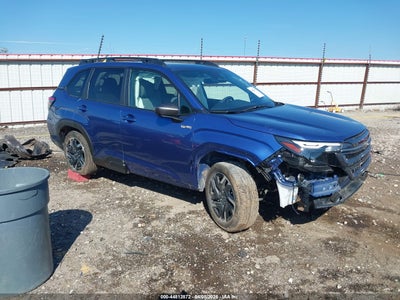 SUBARU FORESTER 2025