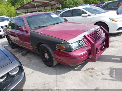 FORD CROWN VICTORIA 2010