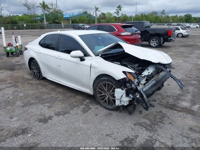 TOYOTA CAMRY 2023