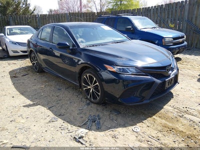 TOYOTA CAMRY 2018