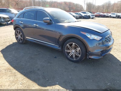 INFINITI FX35 2010