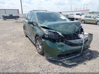 TOYOTA SIENNA 2021