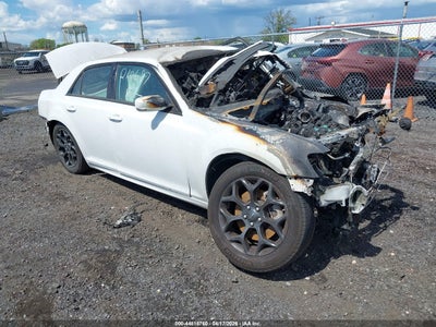 CHRYSLER 300 2022