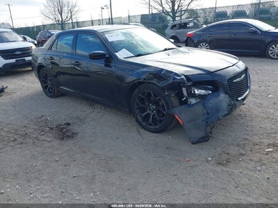 CHRYSLER 300 2019