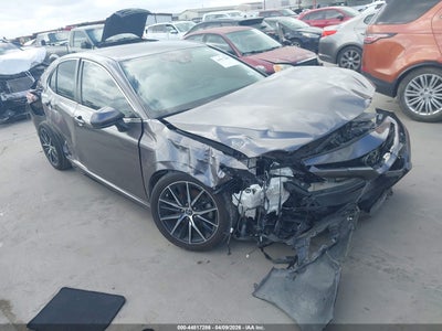 TOYOTA CAMRY 2021