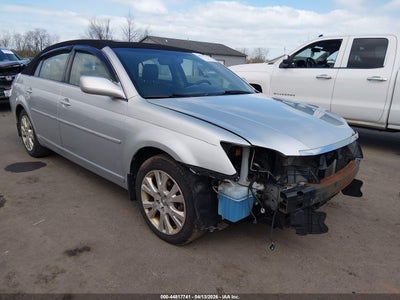 TOYOTA AVALON 2010