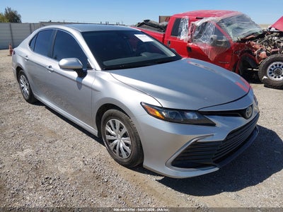 TOYOTA CAMRY 2023