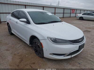 CHRYSLER 200 2015