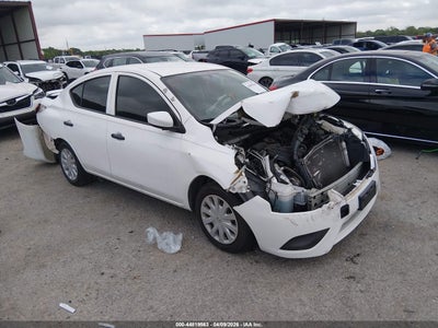 NISSAN VERSA 2019