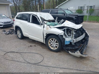 TOYOTA HIGHLANDER 2015