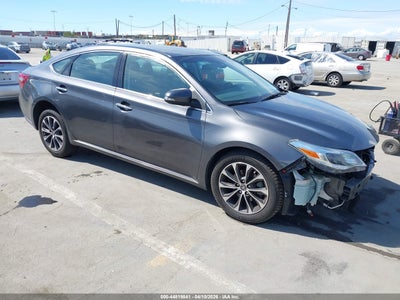 TOYOTA AVALON 2018