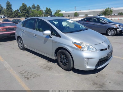 TOYOTA PRIUS 2013