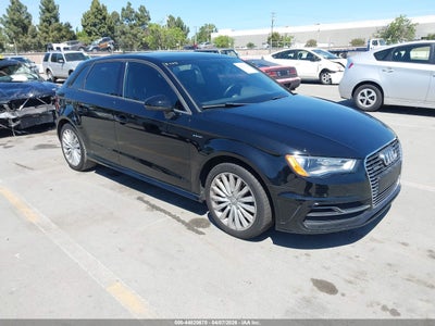 AUDI A3 E-TRON 2016