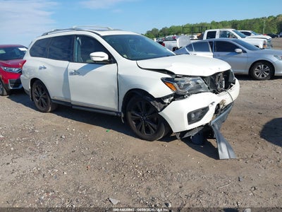 NISSAN PATHFINDER 2017