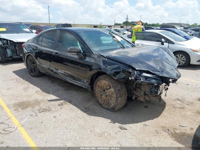 TOYOTA CAMRY 2026