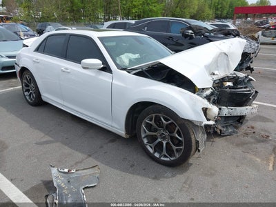 CHRYSLER 300 2018