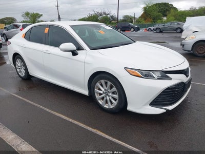 TOYOTA CAMRY 2019